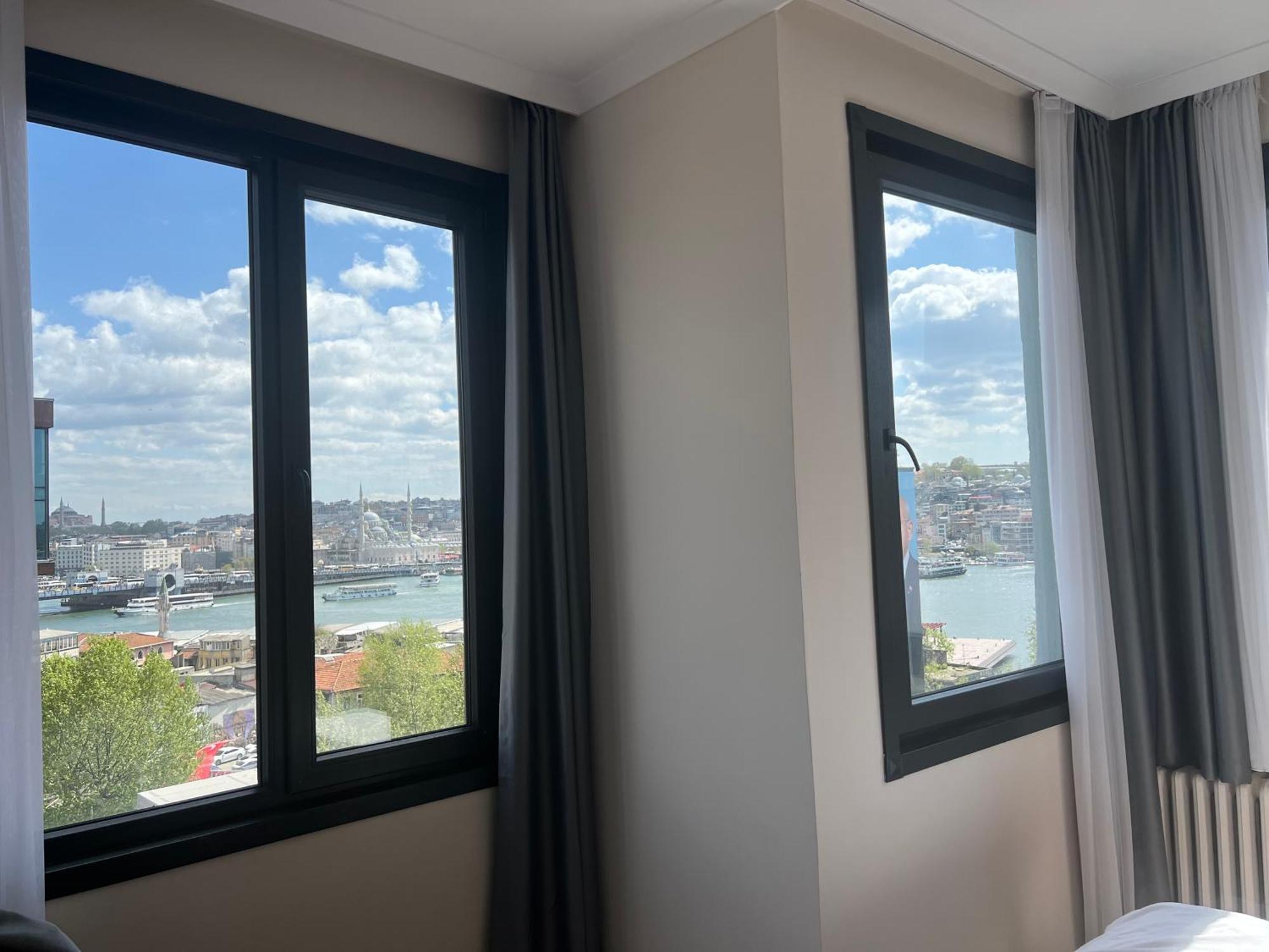 Modern Design, 4 Bedroom Amazing Sea View, Karakoey 8 Daire *