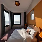 Modern Design, 4 Bedroom Amazing Sea View, Karakoey 8