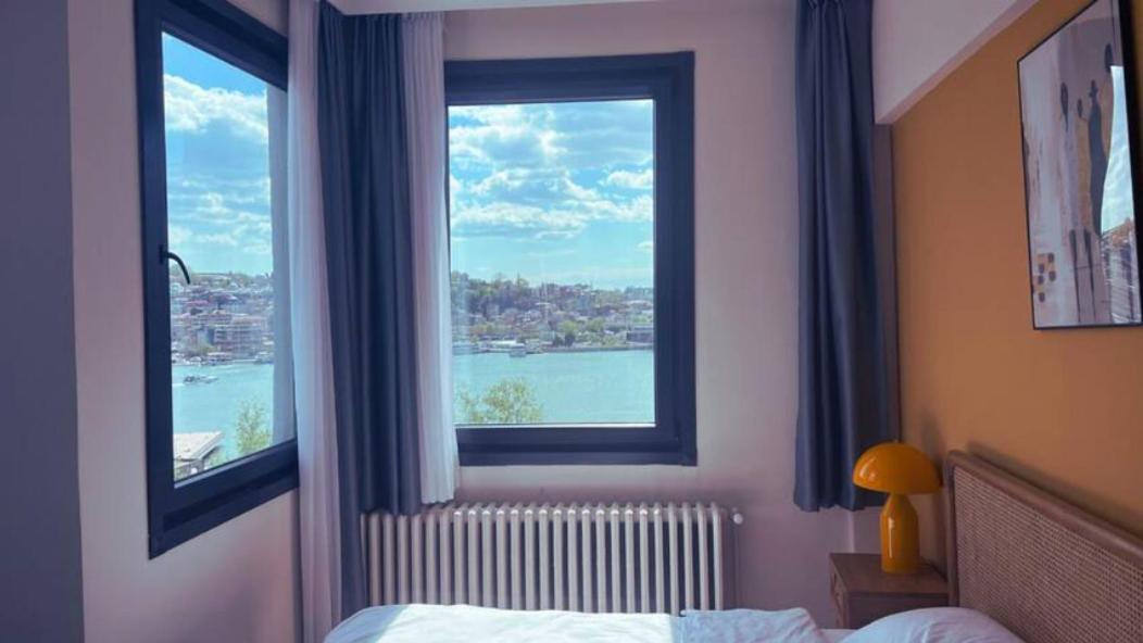 Modern Design, 4 Bedroom Amazing Sea View, Karakoey 8 Apartment *