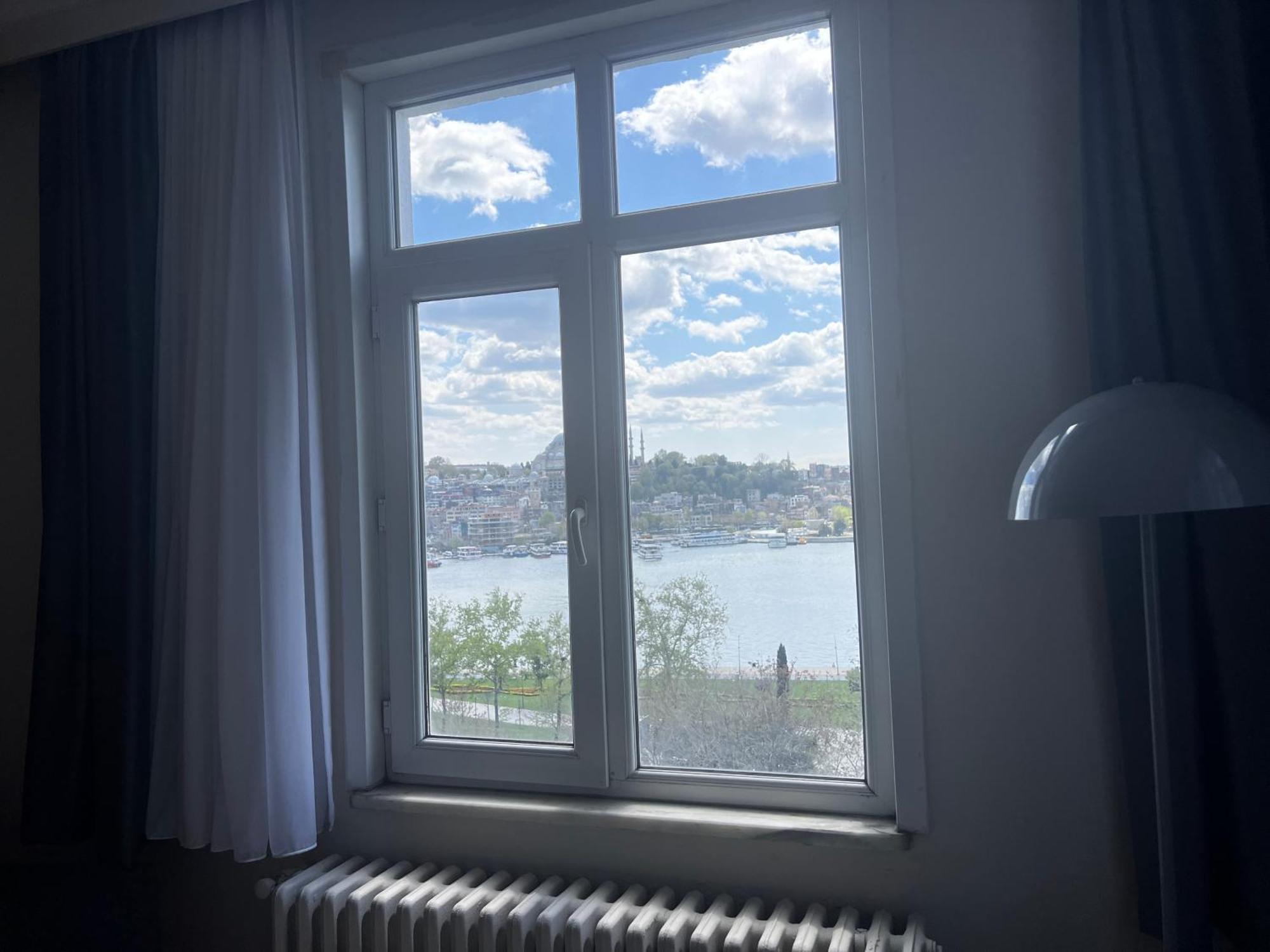 Apartment Modern Design, 4 Bedroom Amazing Sea View, Karakoey 8 Istanbul