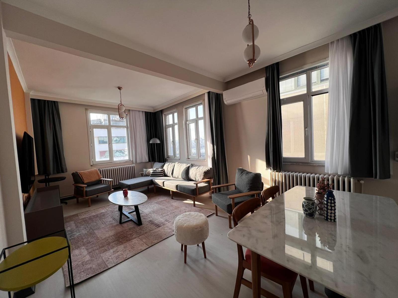 Modern Design, 4 Bedroom Amazing Sea View, Karakoey 8 Apartment