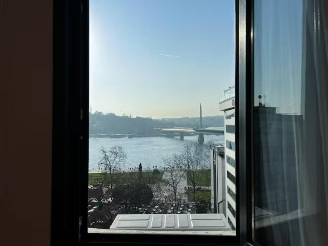 Modern Design, 4 Bedroom Amazing Sea View, Karakoey 8 Istanbul