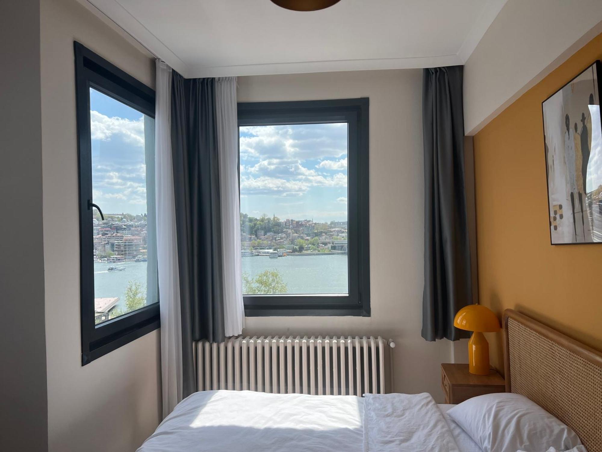 Apartment Modern Design, 4 Bedroom Amazing Sea View, Karakoey 8 Istanbul