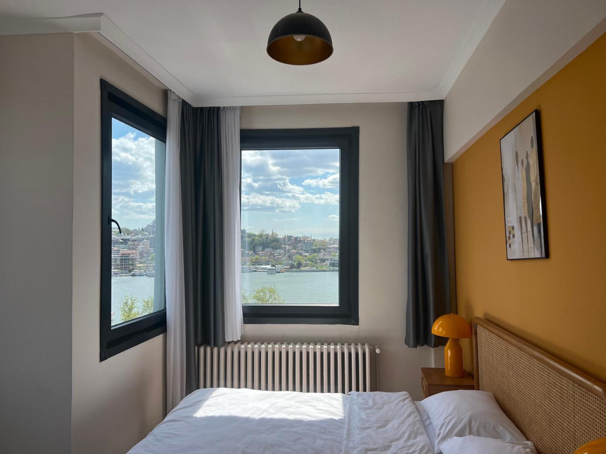 Apartment Modern Design, 4 Bedroom Amazing Sea View, Karakoey 8 Istanbul