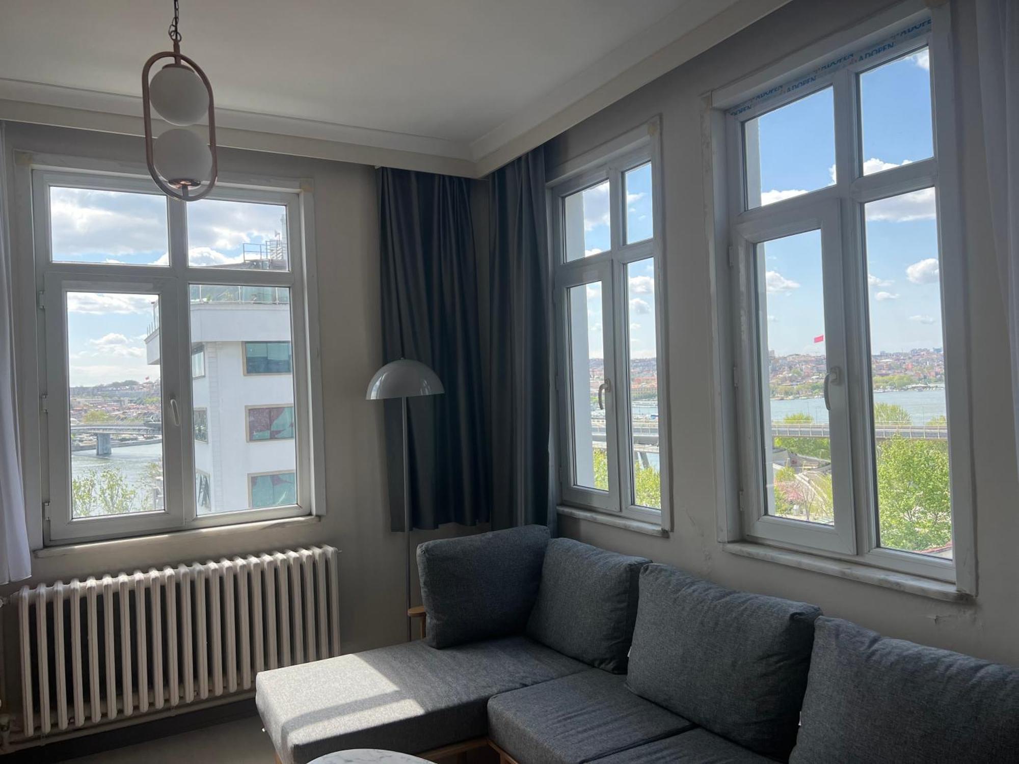 Modern Design, 4 Bedroom Amazing Sea View, Karakoey 8 Istanbul